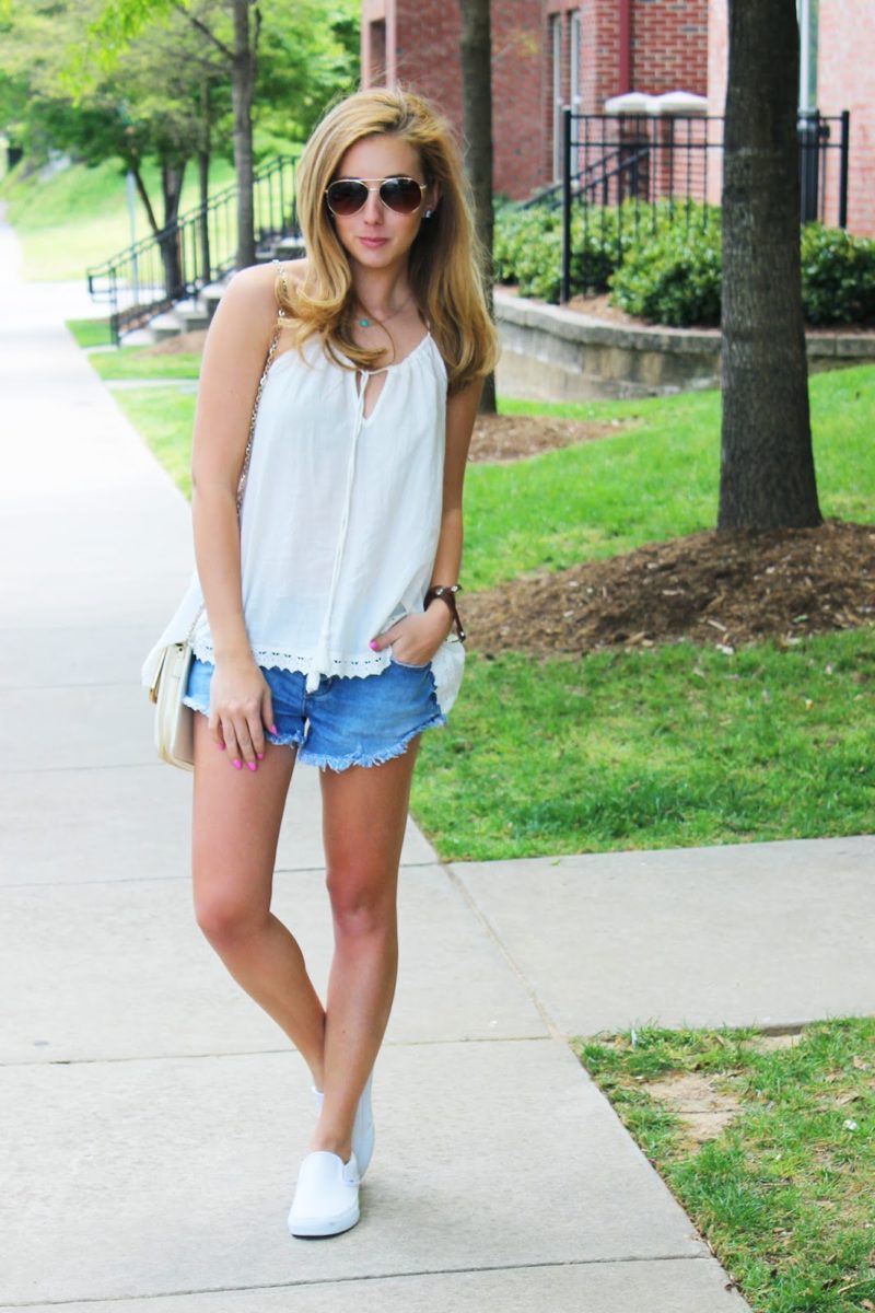 Weekend Wear: White Vans
