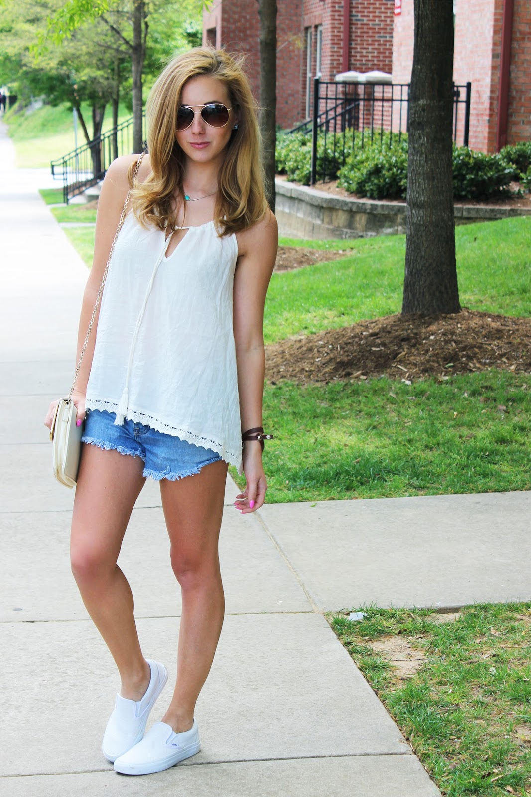 white vans summer outfit